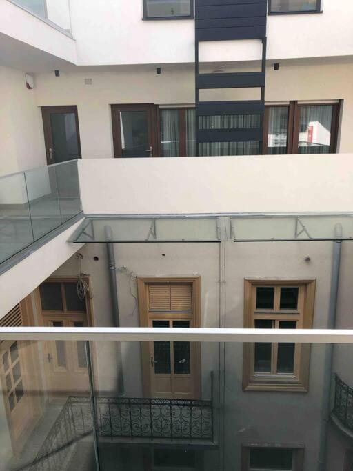 Luxury Cozy 2 Bdr Downtown Apt.3 Budapest Ngoại thất bức ảnh